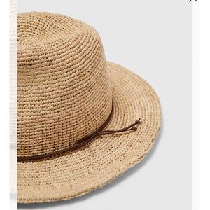 Zara Hat ⛔️SOLD⛔️
